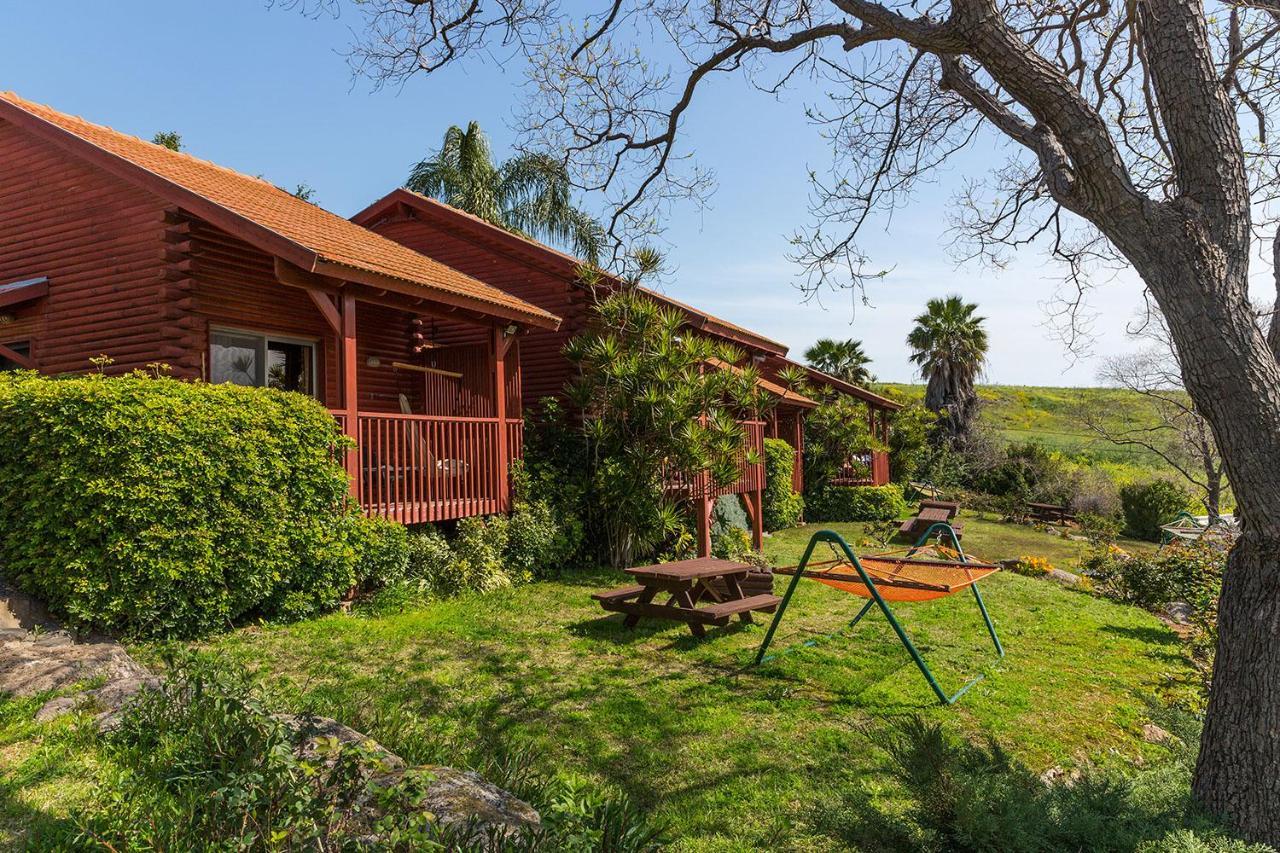 Ein Harod Ichud Kibbutz Country Lodging 'En Harod Exterior foto