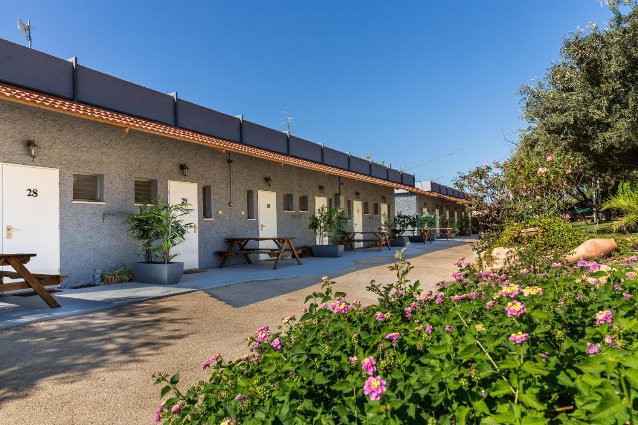 Ein Harod Ichud Kibbutz Country Lodging 'En Harod Exterior foto