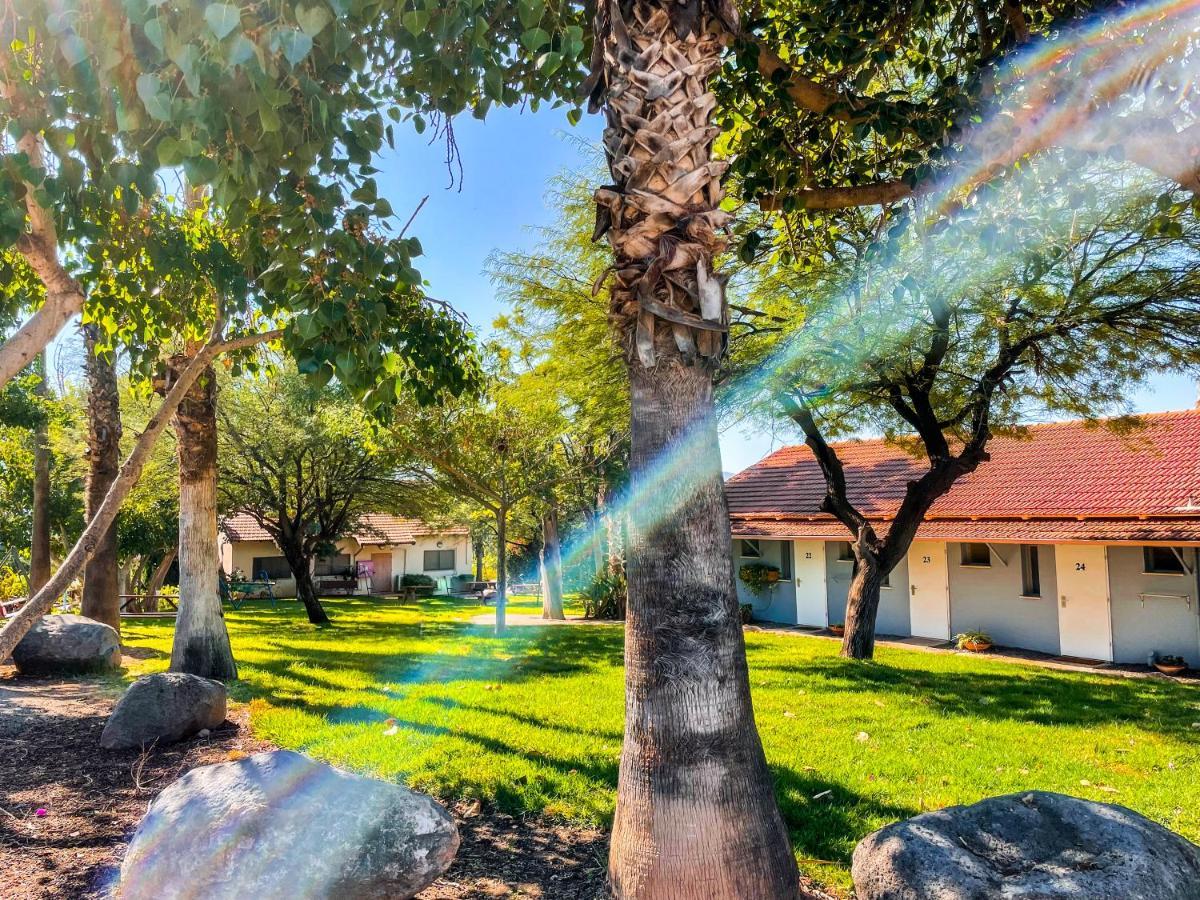 Ein Harod Ichud Kibbutz Country Lodging 'En Harod Exterior foto