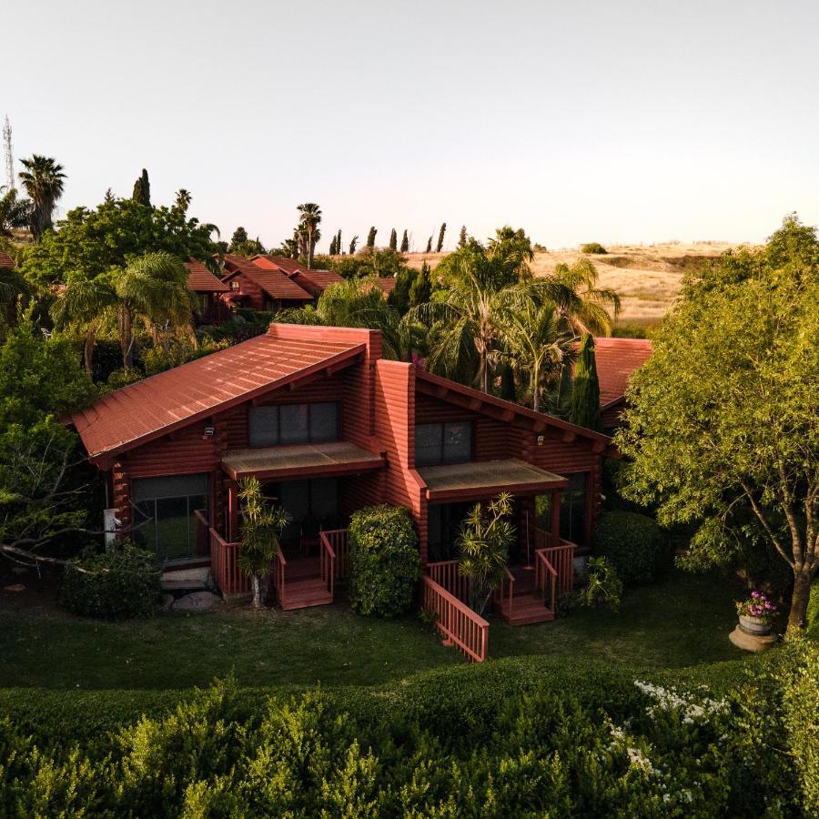 Ein Harod Ichud Kibbutz Country Lodging 'En Harod Exterior foto